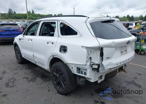 2021 Kia Sorento S z USA, uszkodzony, nr VIN 5XYRLDLC9MG039598